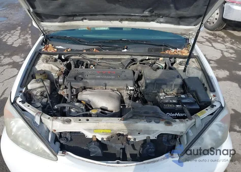 2003 Toyota Camry Le z USA, uszkodzony, nr VIN 4T1BE32K73U229830